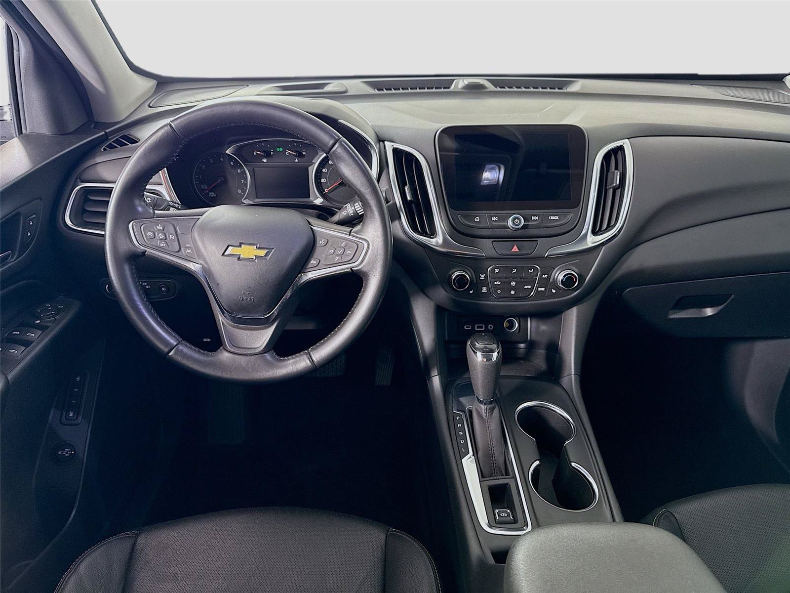 Used 2021 Chevrolet Equinox LT FWD image 2