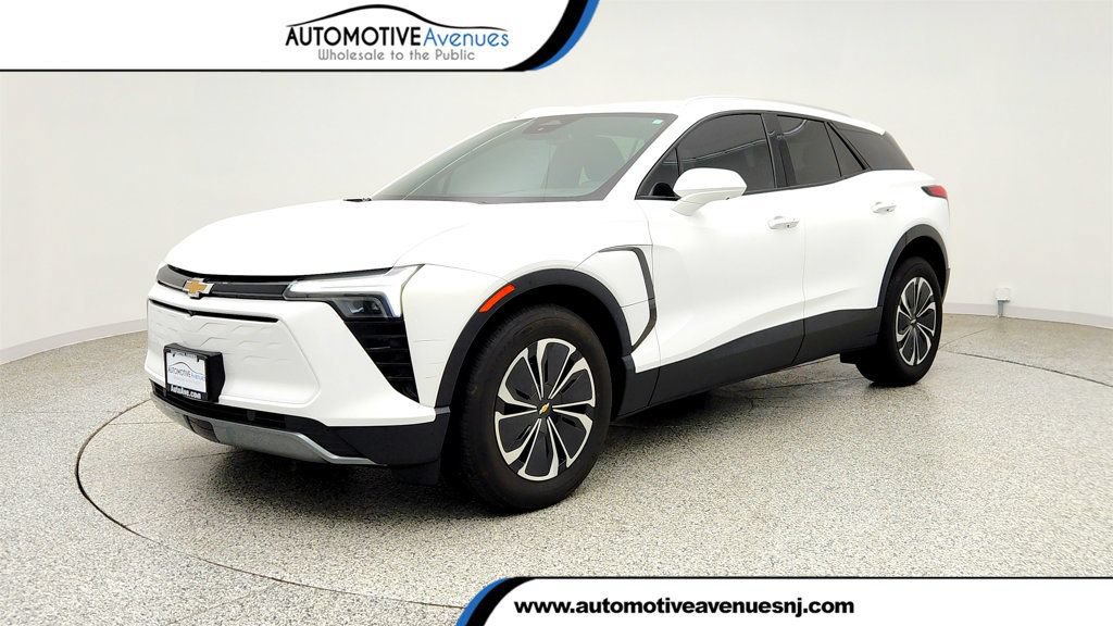 Used 2024 Chevrolet Blazer EV LT AWD/4WD image 1