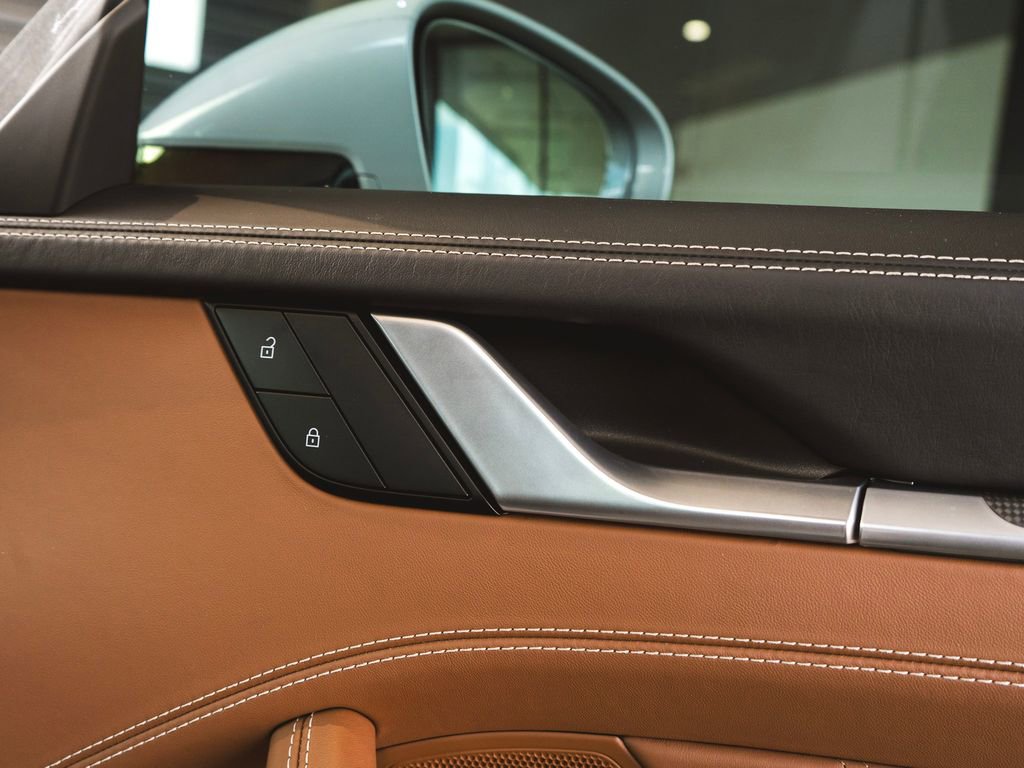 Used 2024 Porsche 911 Turbo S image 37