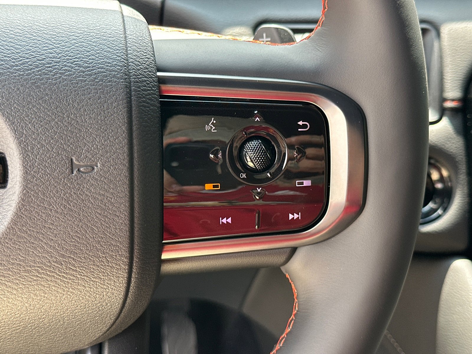 New 2025 Nissan Armada PRO-4X image 29