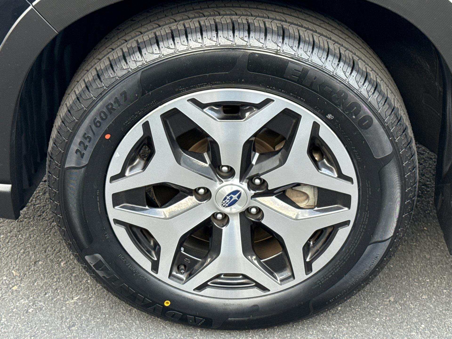 Used 2024 Subaru Forester Premium AWD/4WD image 5