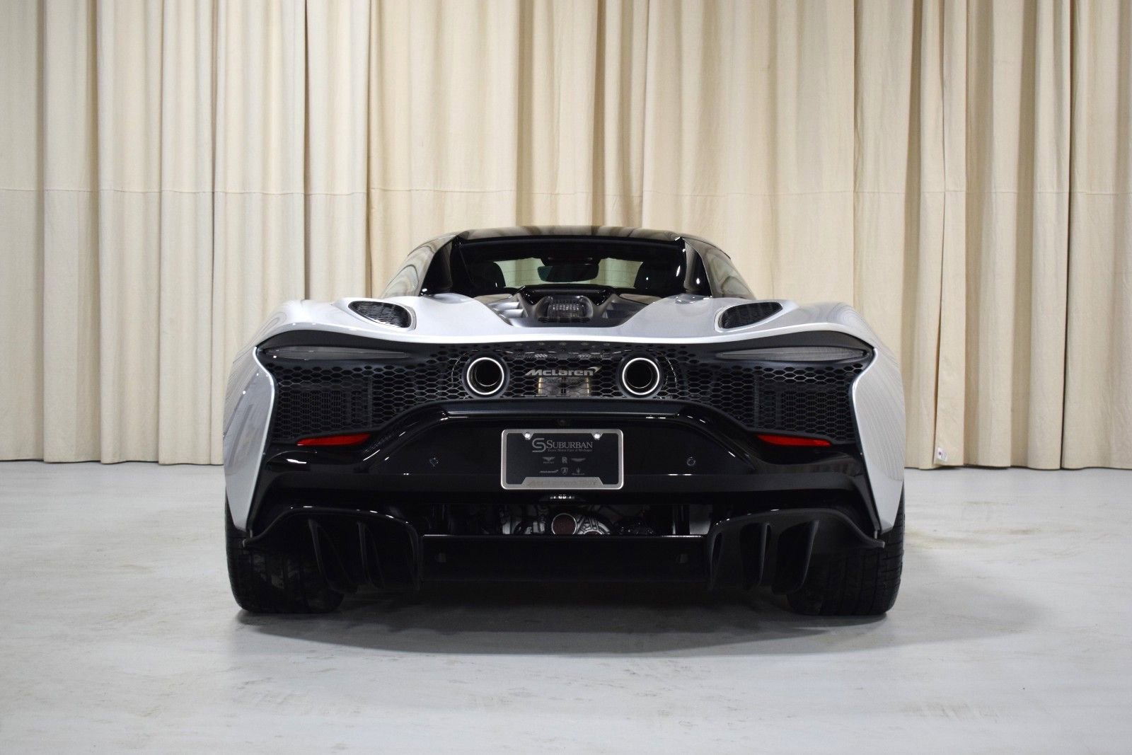 New 2025 McLaren Artura Spider image 13