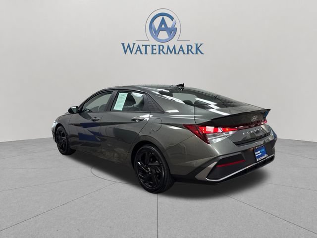 Used 2026 Hyundai Elantra Sport w/ Cargo Package FWD image 3
