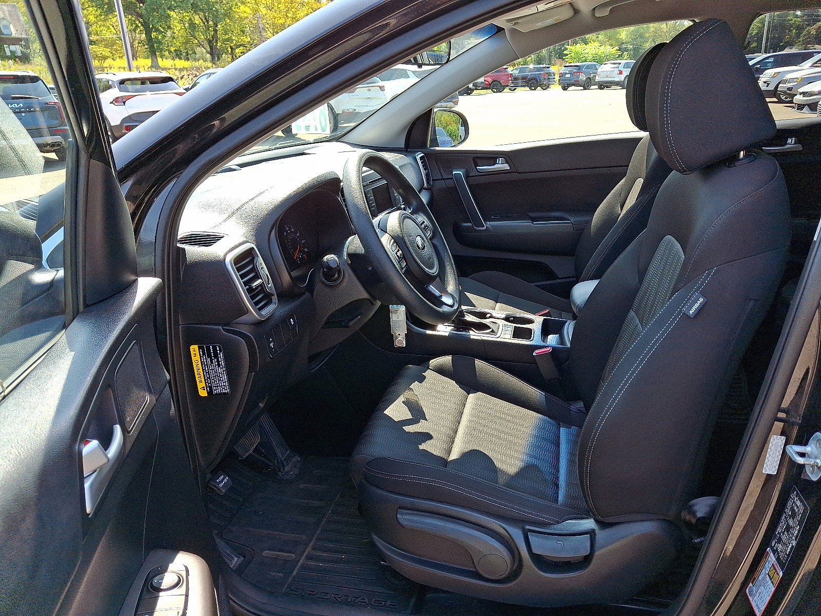 Used 2019 Kia Sportage LX image 13