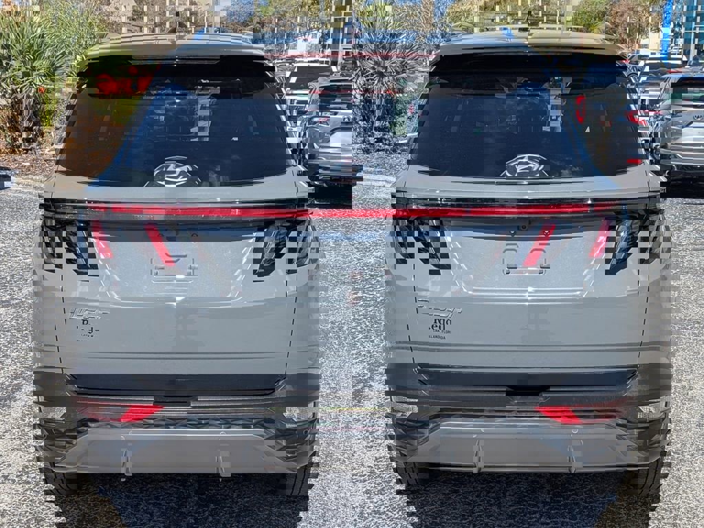 Used 2024 Hyundai Tucson Limited image 4