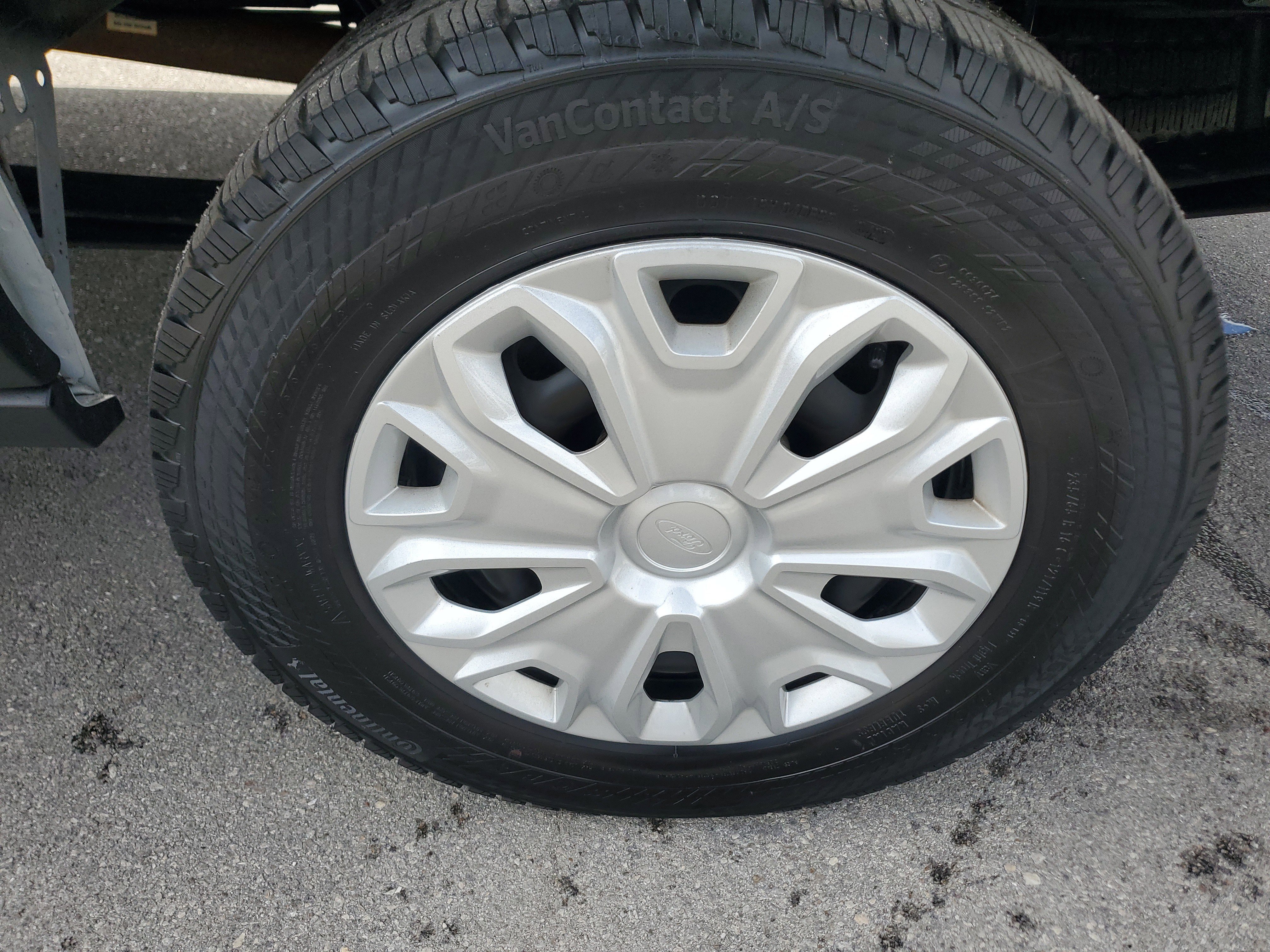 Used 2024 Ford Transit 350 XLT image 30