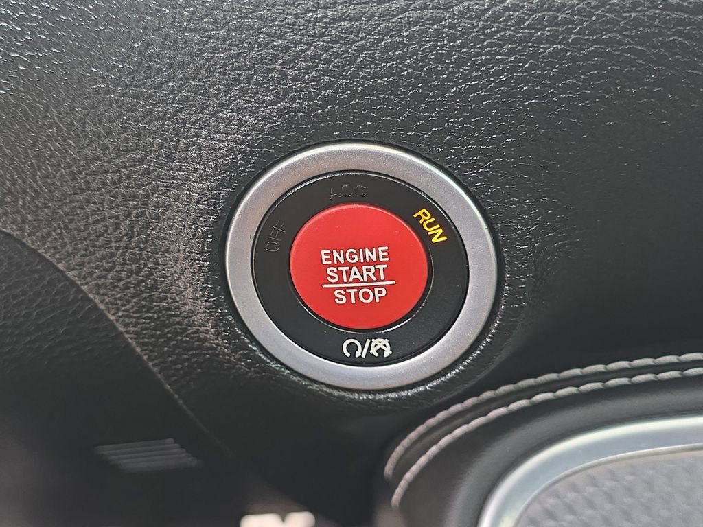 Used 2018 Dodge Challenger SRT Hellcat image 22