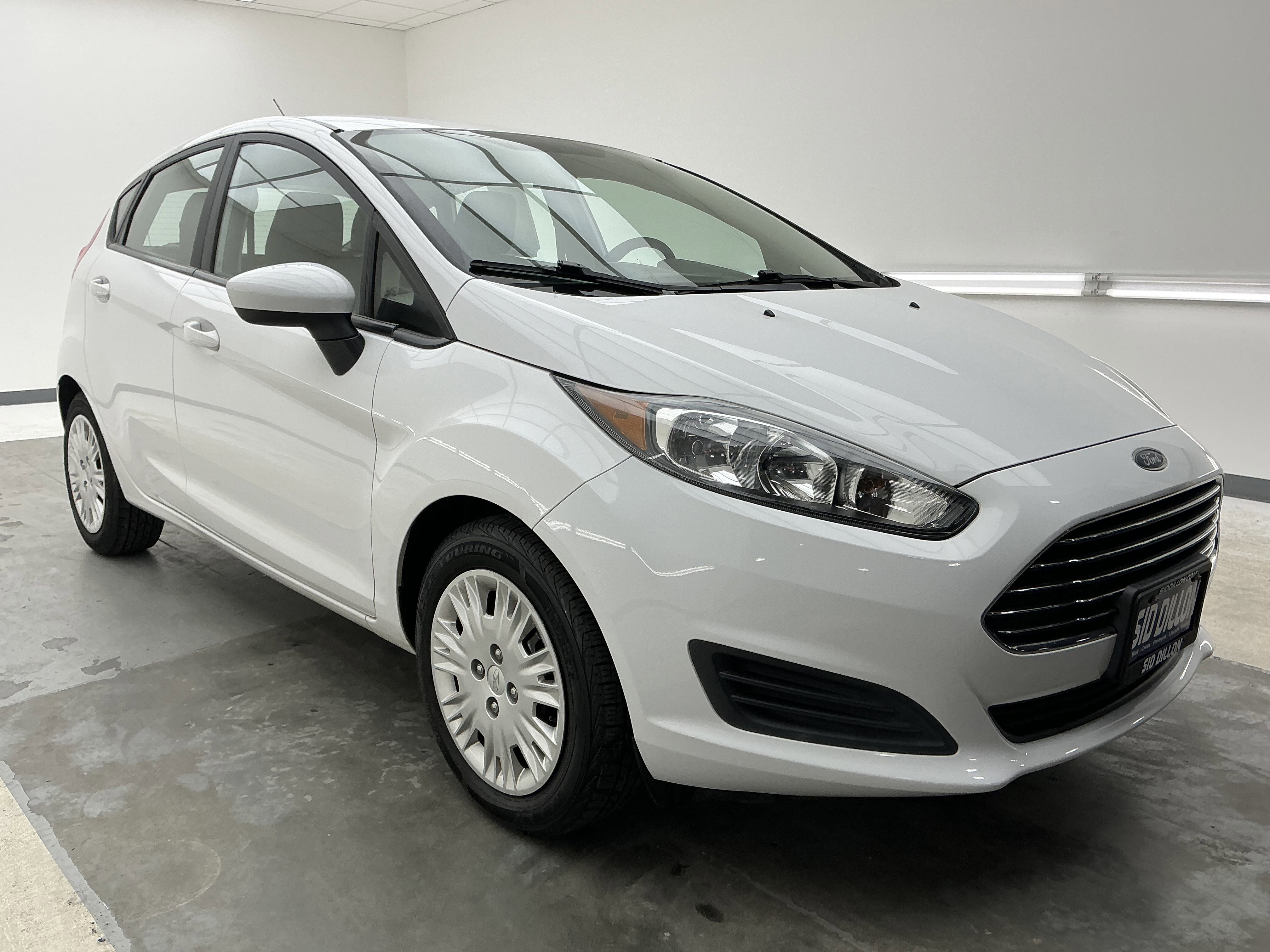 Used 2015 Ford Fiesta S image 3