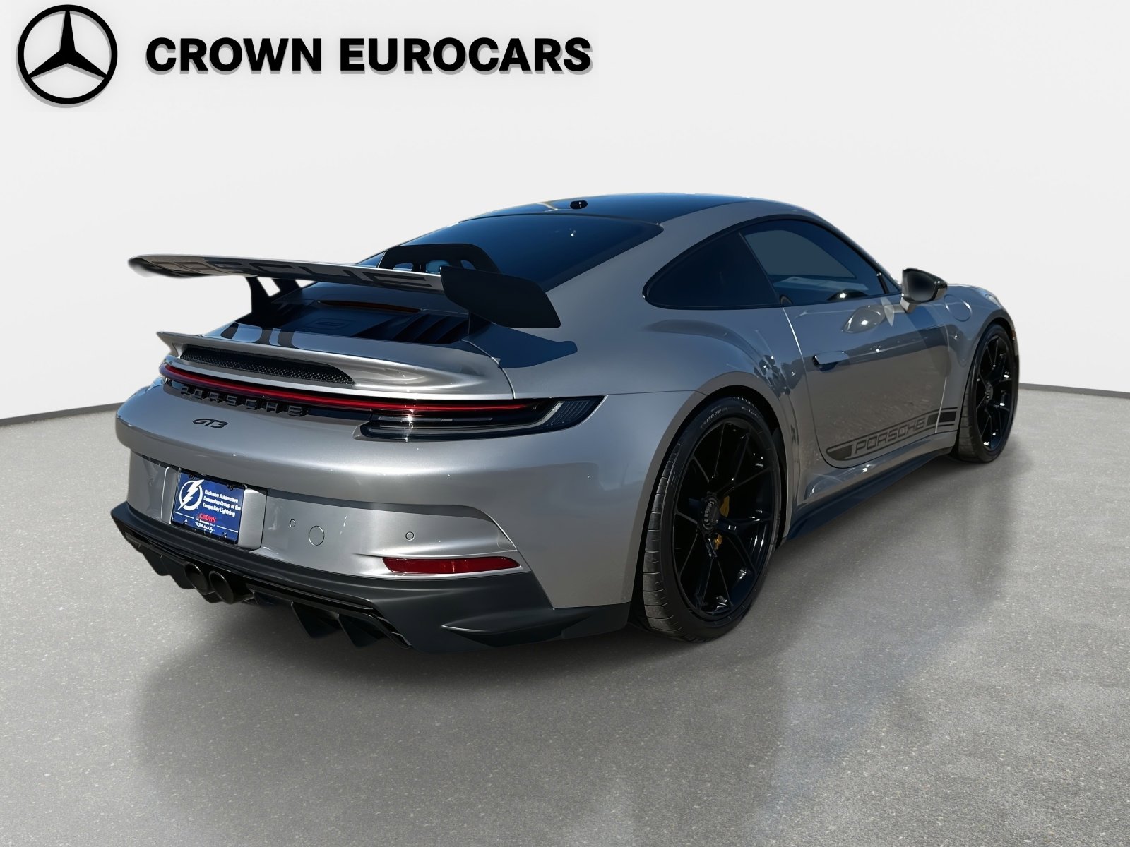 Used 2022 Porsche 911 GT3 RWD image 5