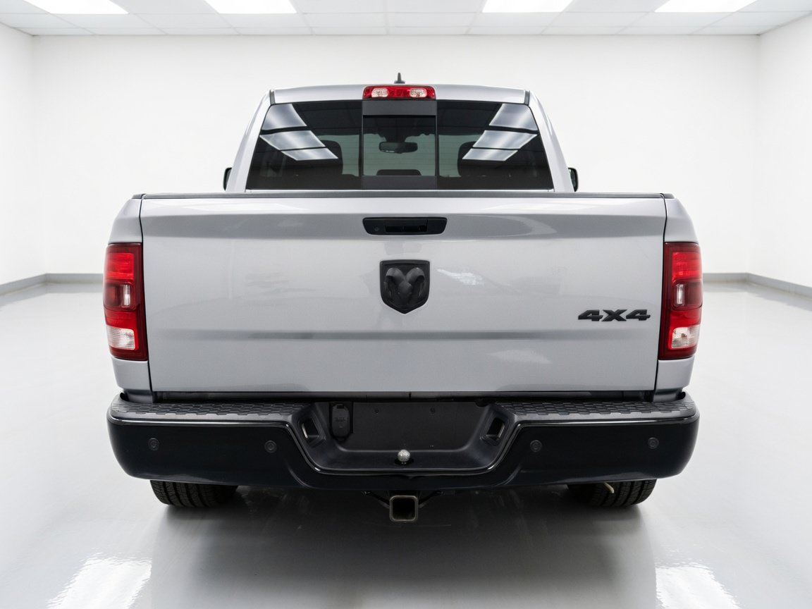 Used 2023 RAM 1500 Warlock AWD/4WD image 5
