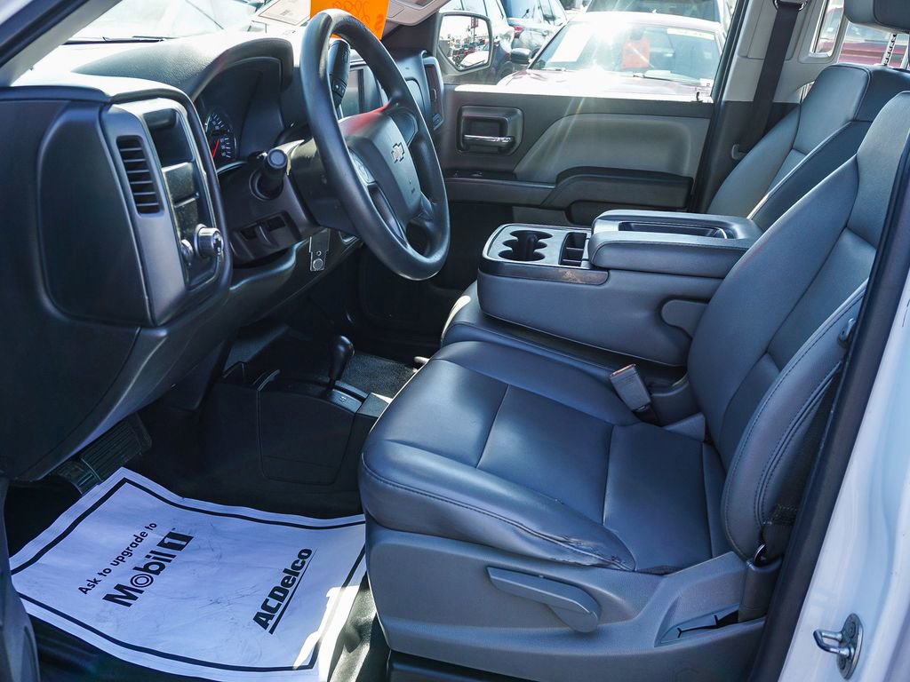 Used 2018 Chevrolet Silverado 1500 W/T w/ Trailering Package image 17