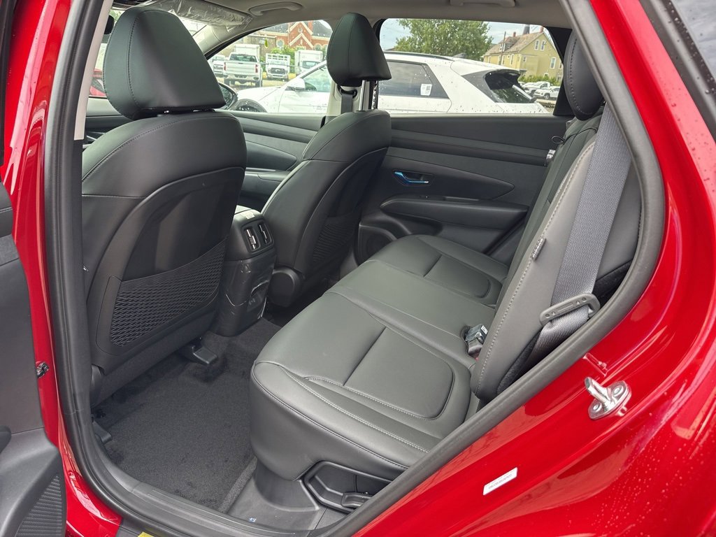 New 2025 Hyundai Tucson SEL image 16