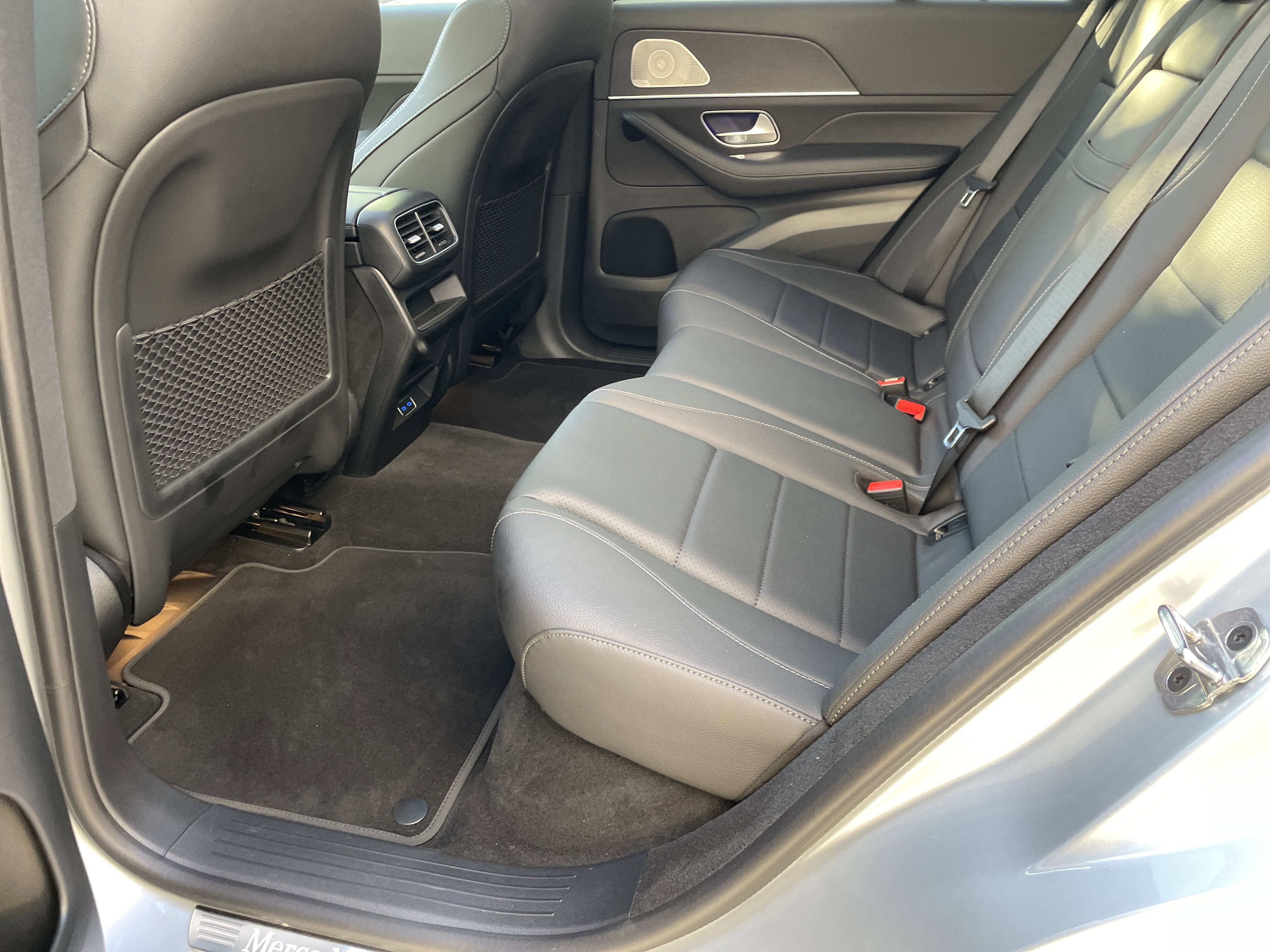Certified 2025 Mercedes-Benz GLE 450e 4MATIC image 39