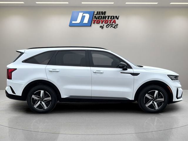 Used 2022 Kia Sorento S FWD image 4