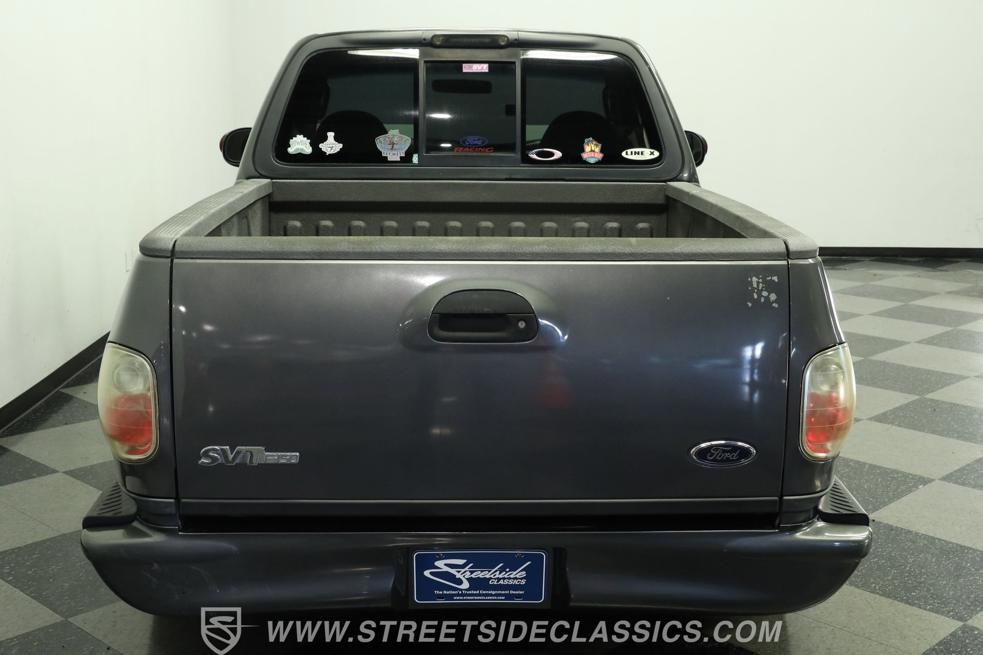 Used 2003 Ford F150 Lightning RWD image 9