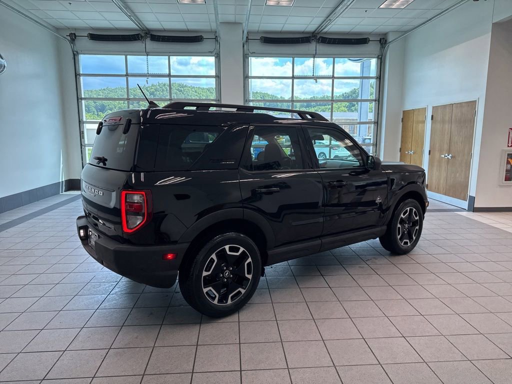 Used 2023 Ford Bronco Sport Outer Banks AWD/4WD image 16