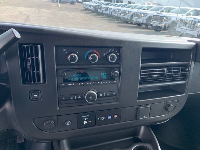 New 2024 GMC Savana 4500 w/ Power Convenience Package RWD image 18
