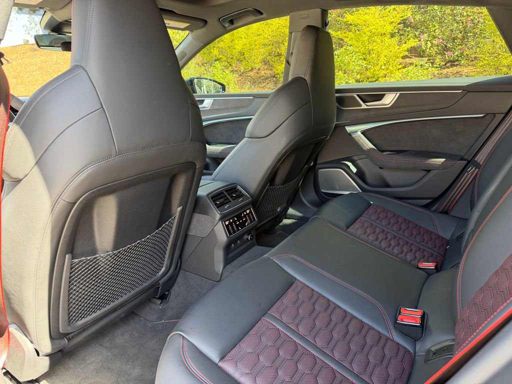 Used 2025 Audi RS 7 Performance image 35