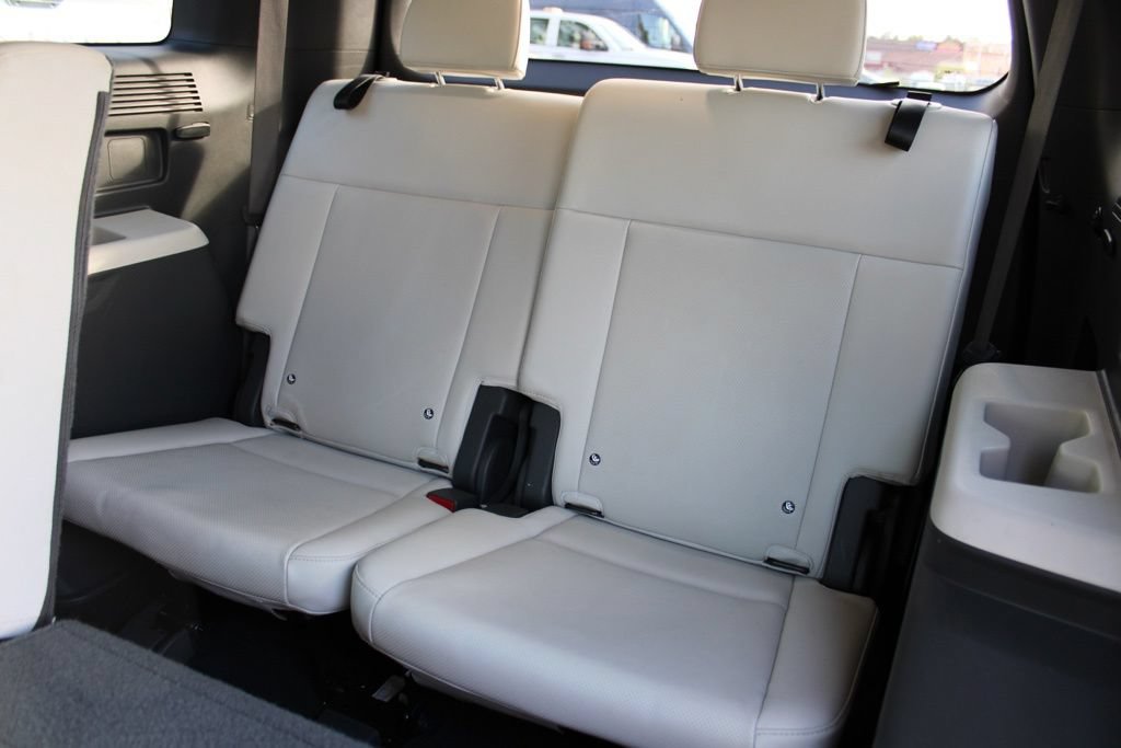 Used 2024 Hyundai Santa Fe SEL FWD image 13