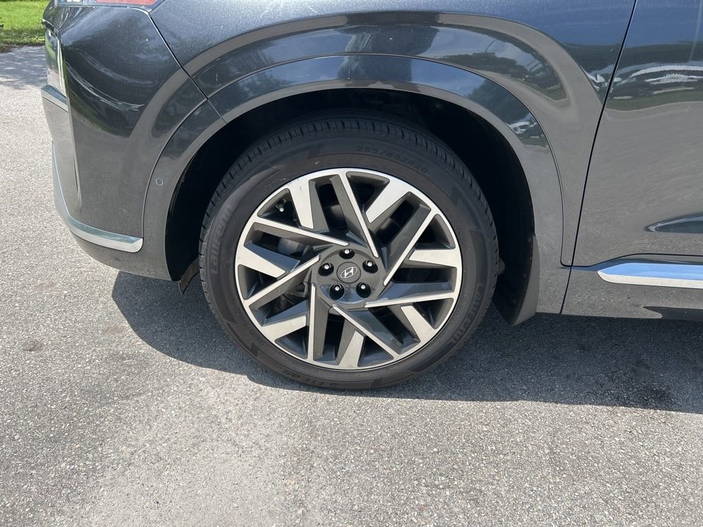 Used 2023 Hyundai Santa Fe Calligraphy image 48