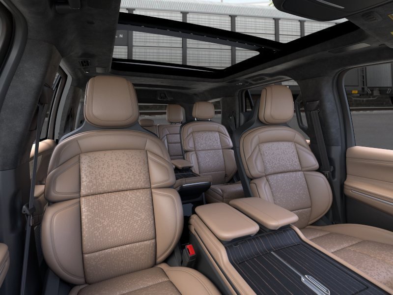 New 2026 Lincoln Navigator Black Label AWD/4WD image 10