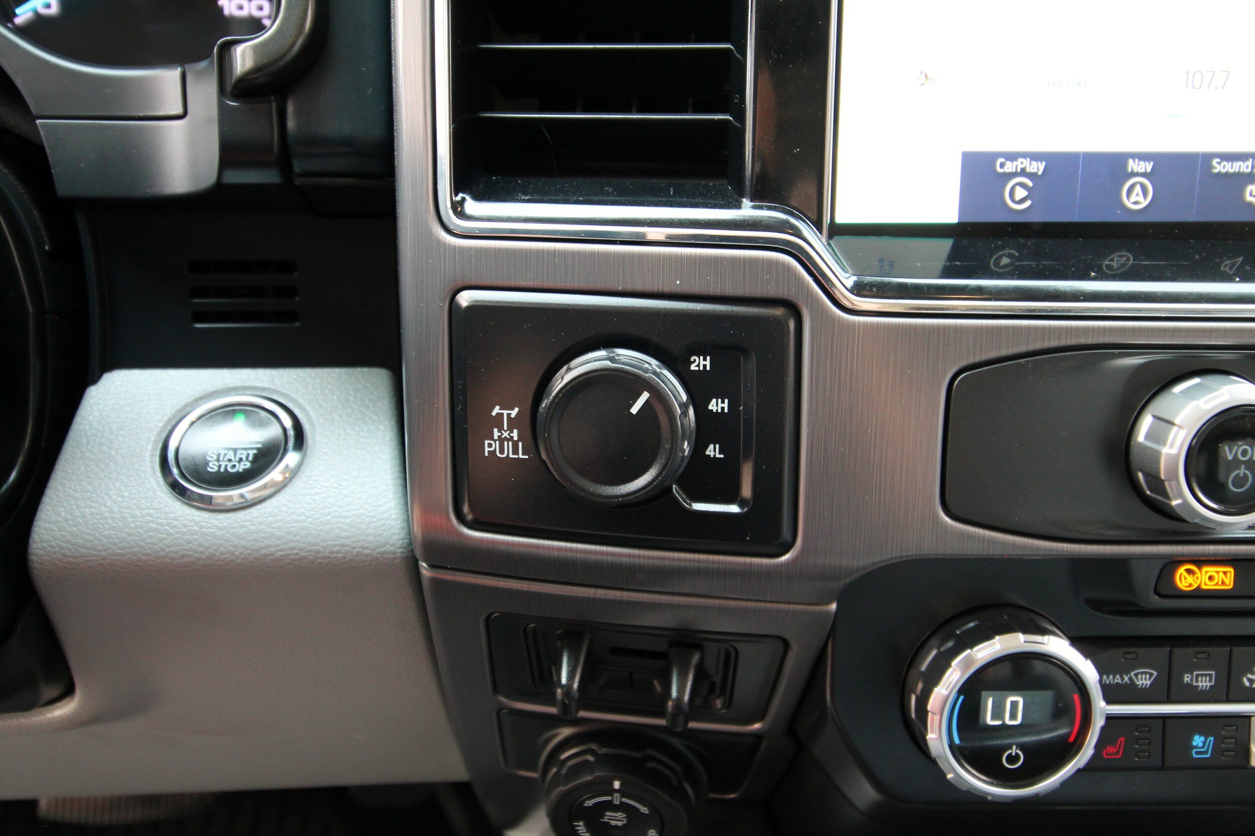 Used 2022 Ford F250 Limited AWD/4WD image 34