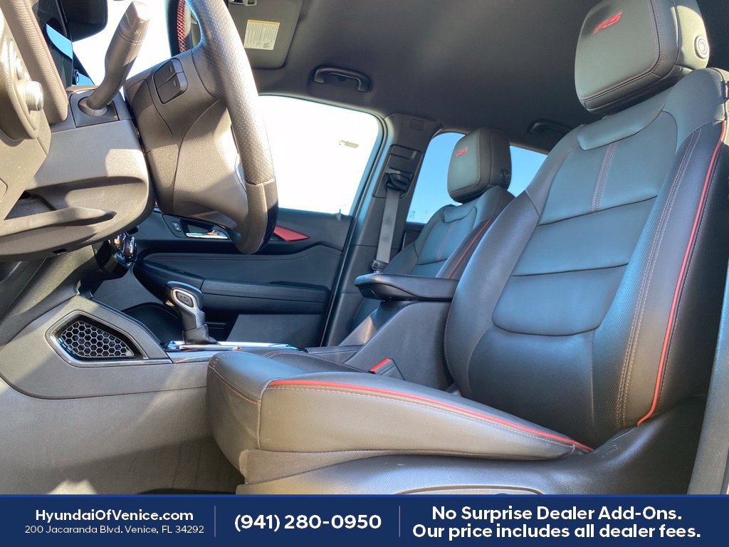 Used 2024 Chevrolet TrailBlazer RS w/ Driver Confidence Package AWD/4WD image 2
