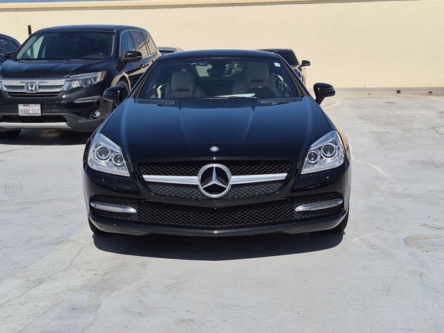 Used 2012 Mercedes-Benz SLK 350 image 2