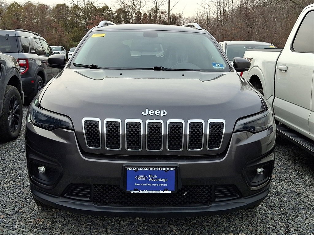Used 2019 Jeep Cherokee Latitude Plus image 3