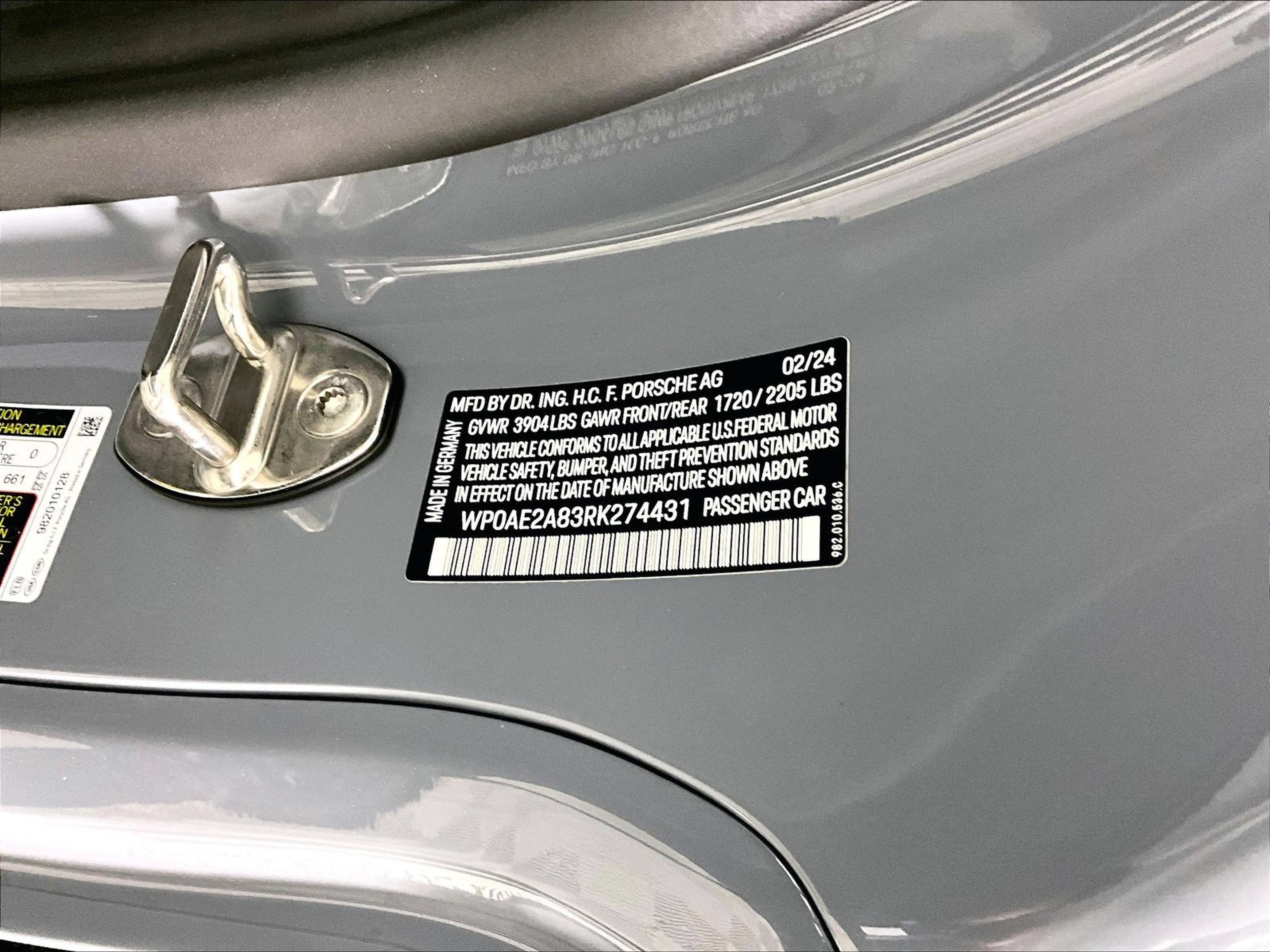 Certified 2024 Porsche 718 Cayman GT4 RS RWD image 26