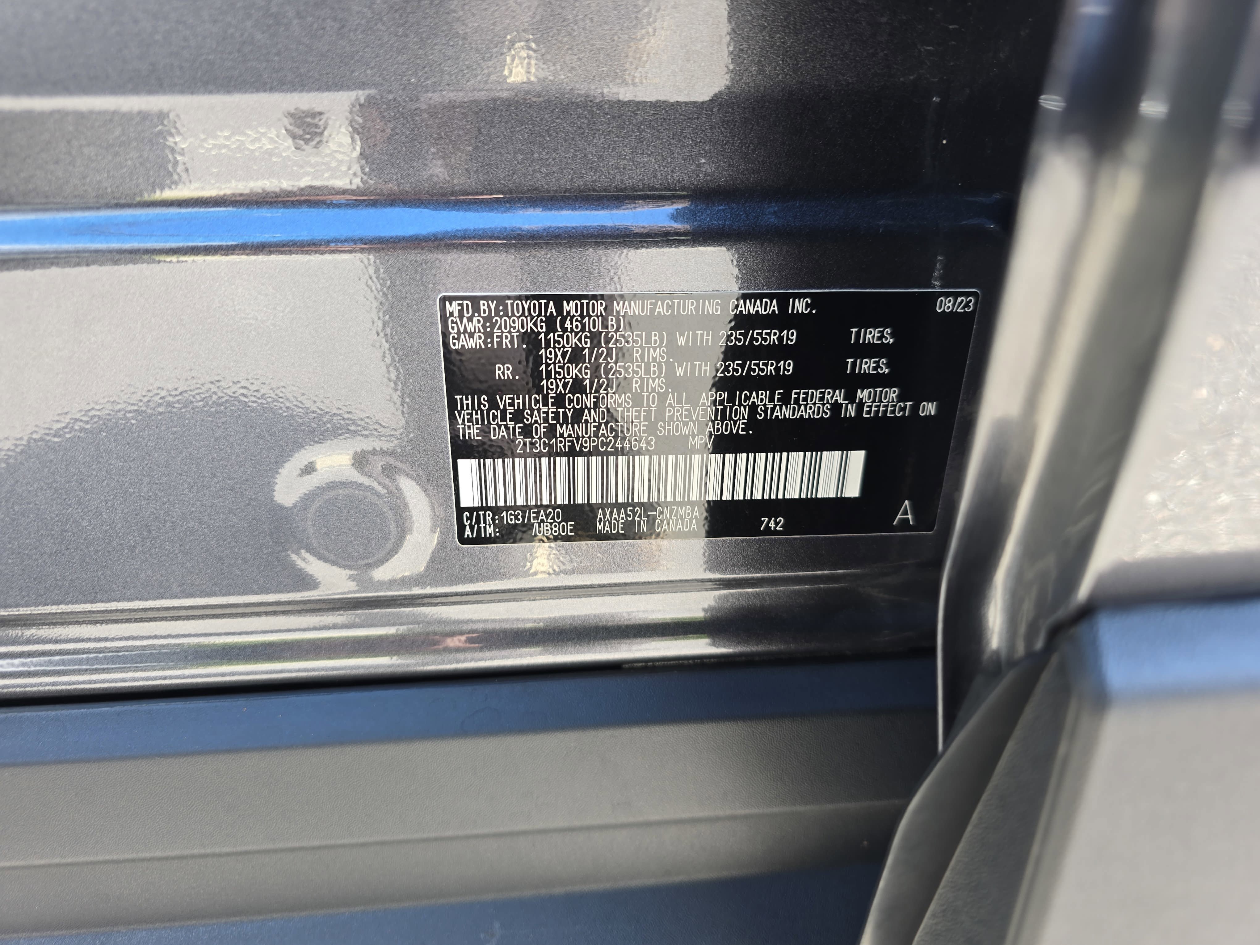 Used 2023 Toyota RAV4 XLE Premium FWD image 37