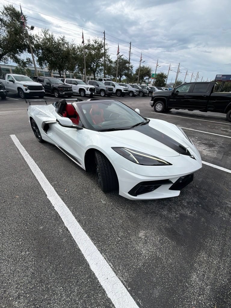 Used 2022 Chevrolet Corvette Stingray Preferred Conv w/ 2LT RWD image 3