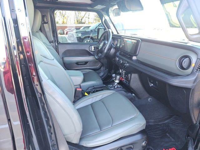 Used 2024 Jeep Gladiator Mojave w/ Convenience Group image 29