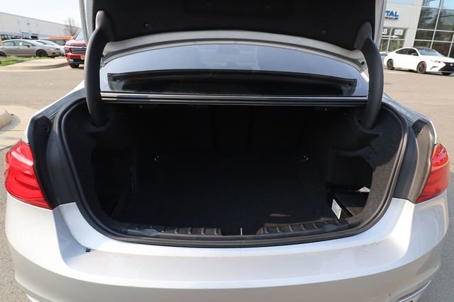 Used 2018 BMW 330i xDrive Sedan w/ Convenience Package image 37