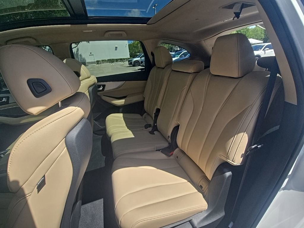 Used 2023 Acura MDX FWD image 26
