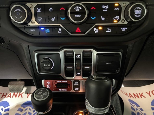 Used 2024 Jeep Wrangler Unlimited Rubicon 4xe image 14