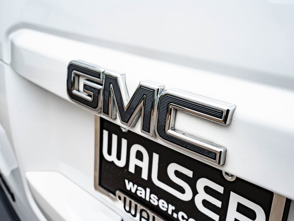 Used 2018 GMC Yukon SLT image 18