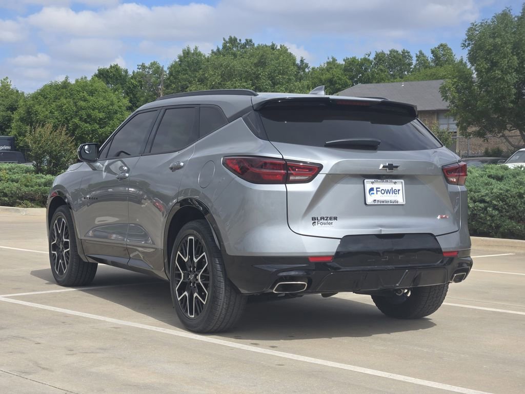 Used 2023 Chevrolet Blazer RS w/ Driver Confidence II Package FWD image 5