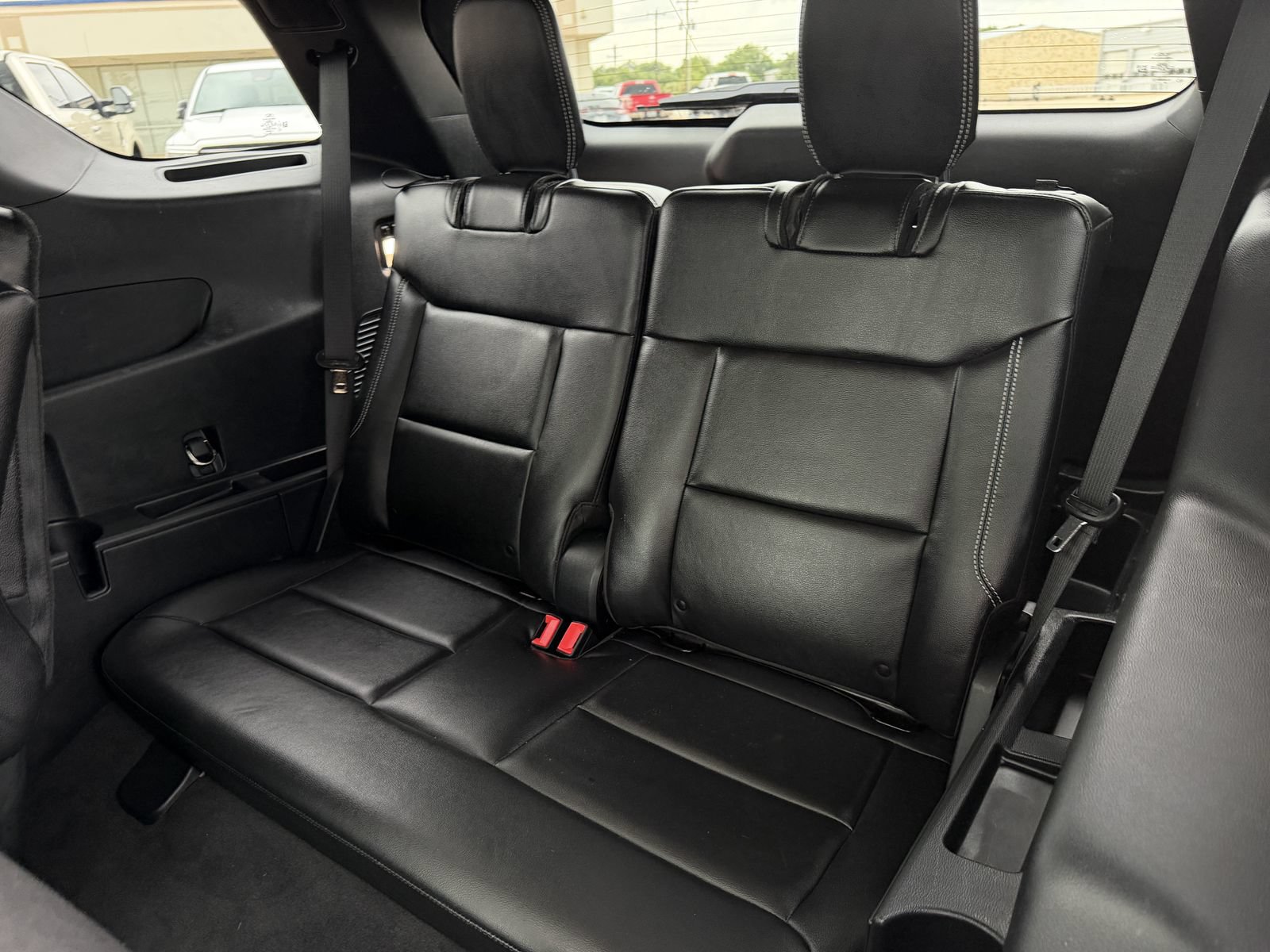 Used 2022 Ford Explorer ST w/ Equipment Group 401A RWD image 30