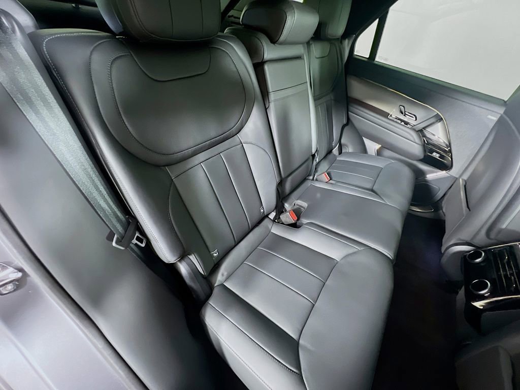 Certified 2024 Land Rover Range Rover Sport Dynamic SE image 29