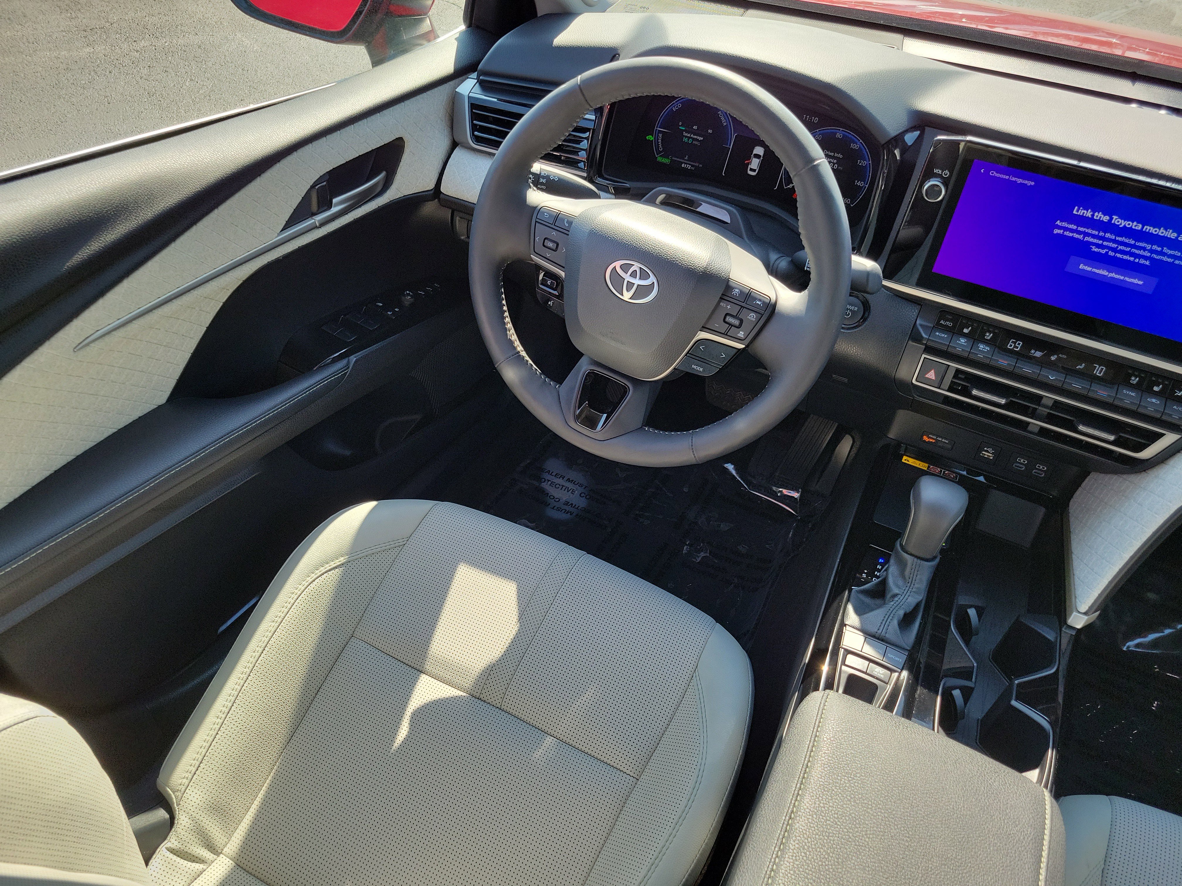 Certified 2025 Toyota Camry XLE w/ Premium Plus Package image 16