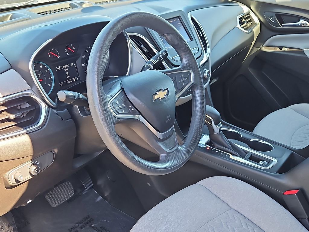Used 2022 Chevrolet Equinox LS image 14