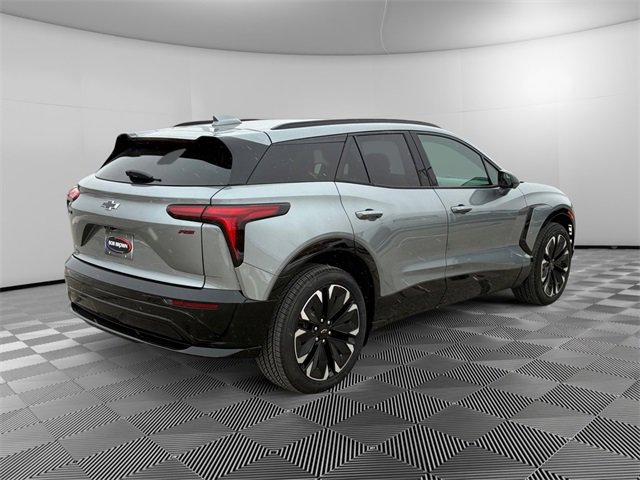 New 2025 Chevrolet Blazer EV RS image 3