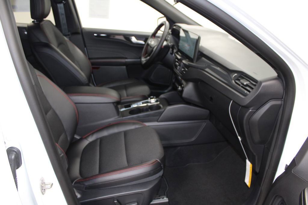 New 2026 Ford Escape ST-Line Select w/ Tech Pack #2 image 27