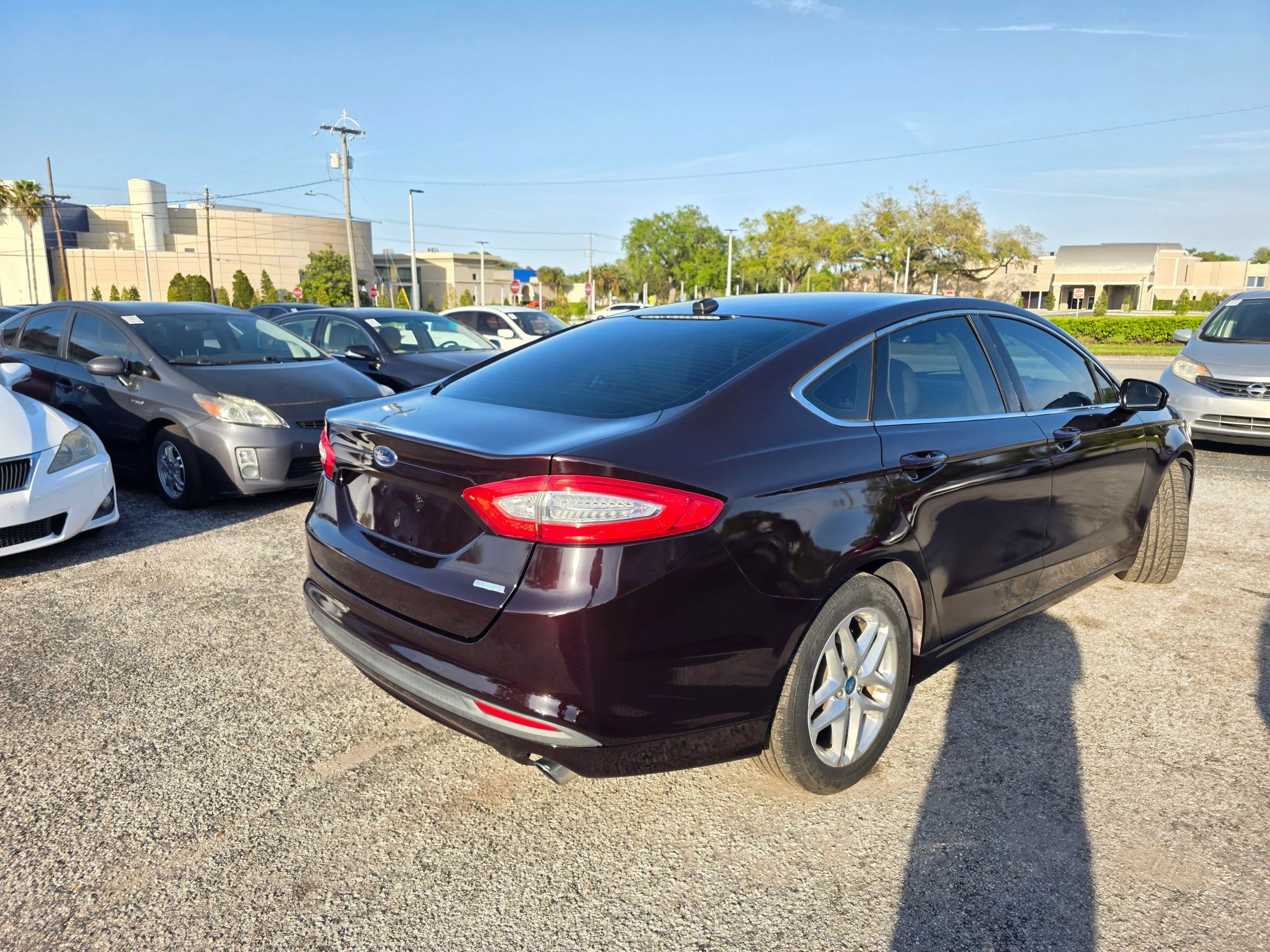 Used 2013 Ford Fusion SE FWD image 7
