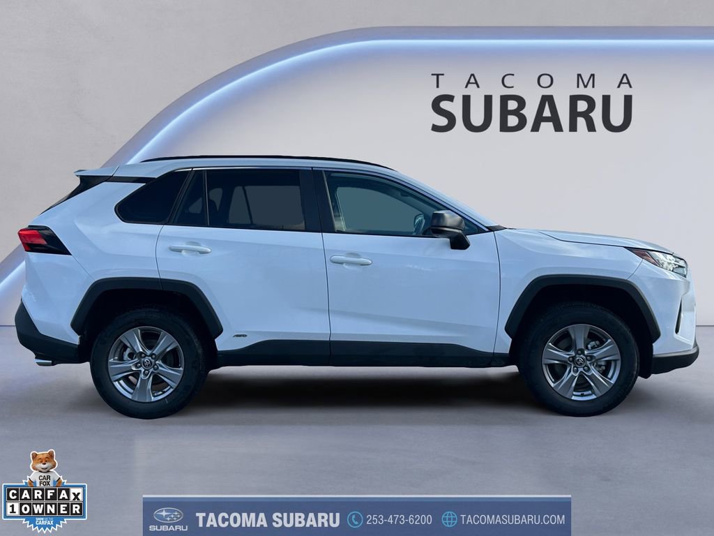 Used 2025 Toyota RAV4 LE image 6