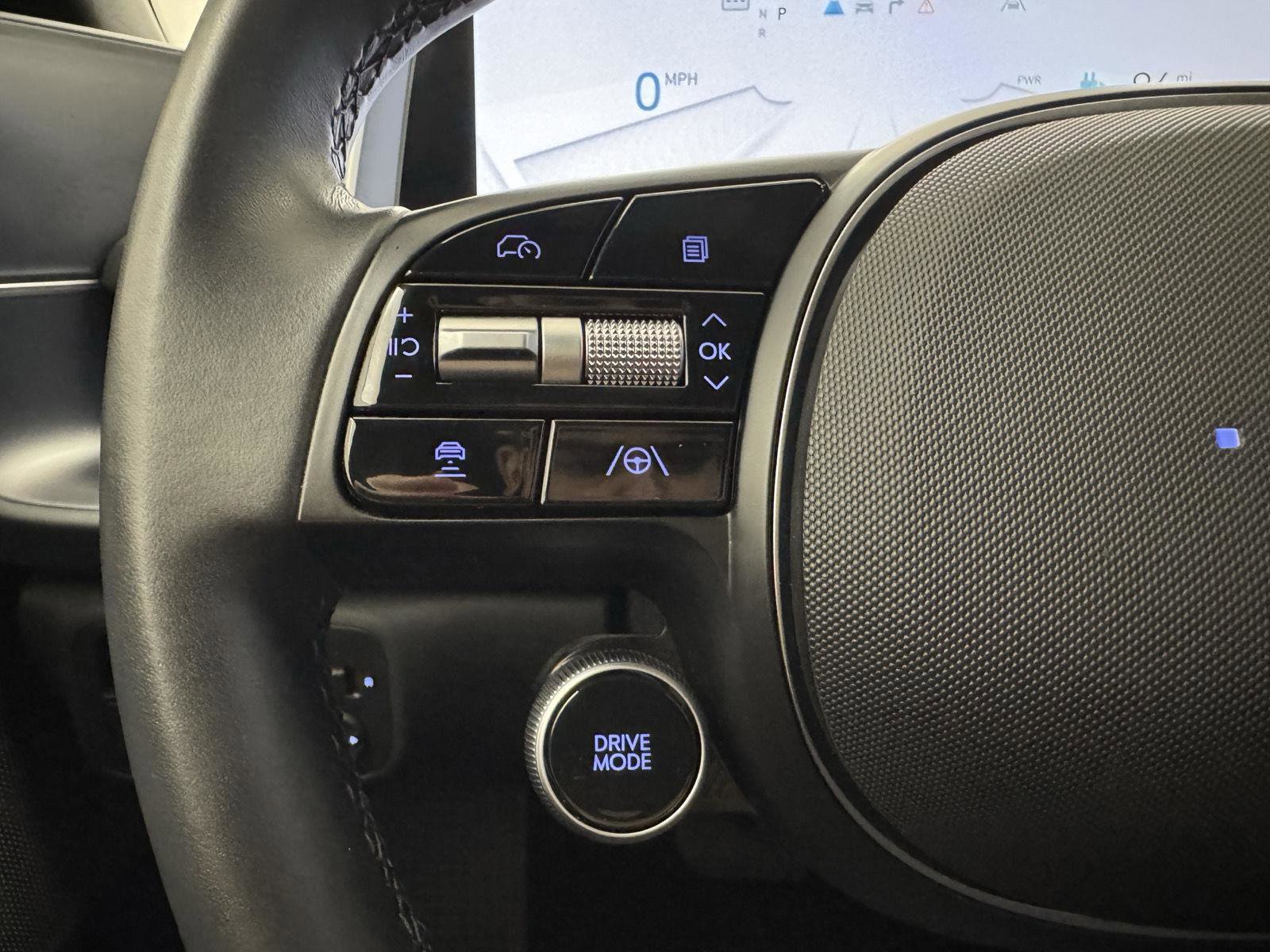 Used 2025 Hyundai Ioniq 6 SEL AWD/4WD image 17