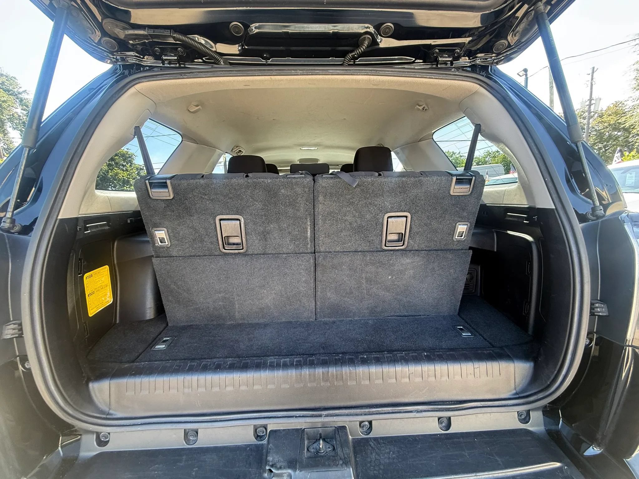 Used 2018 Toyota 4Runner SR5 RWD image 19