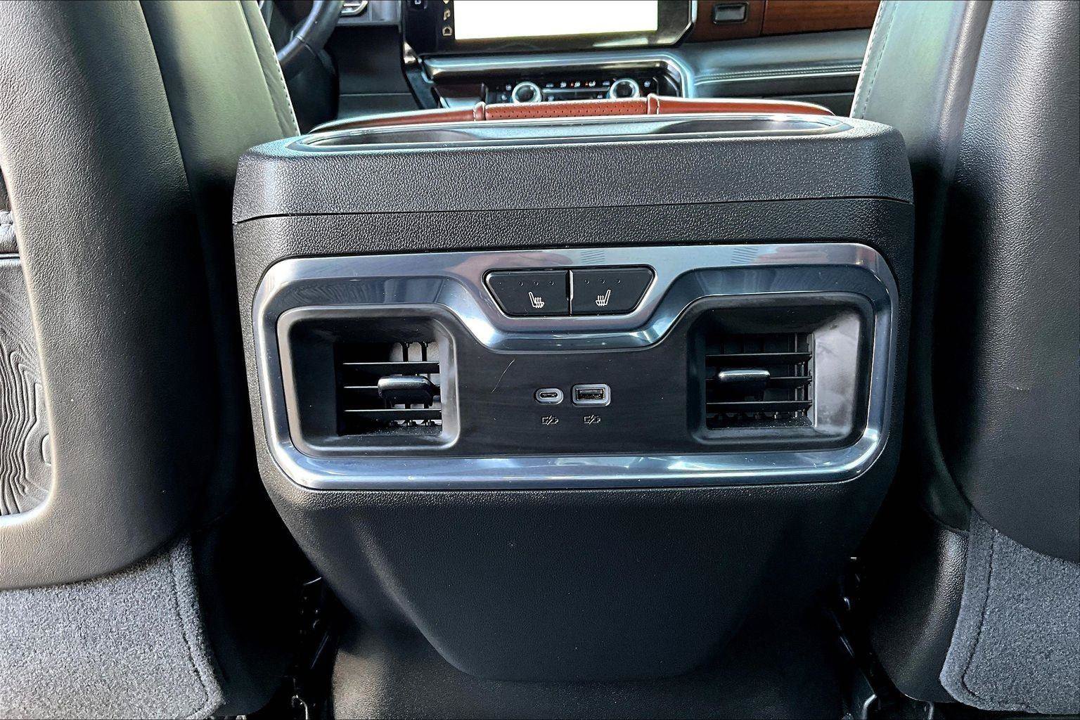 Used 2024 GMC Sierra 1500 Denali Ultimate AWD/4WD image 38