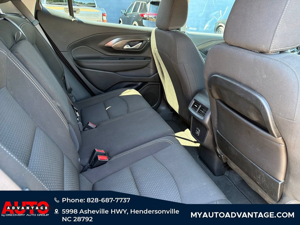Used 2024 GMC Terrain SLE AWD/4WD image 35